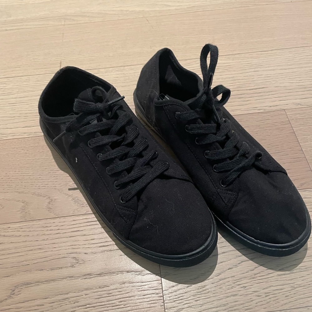 ASOS Blank Canvas Sneaker